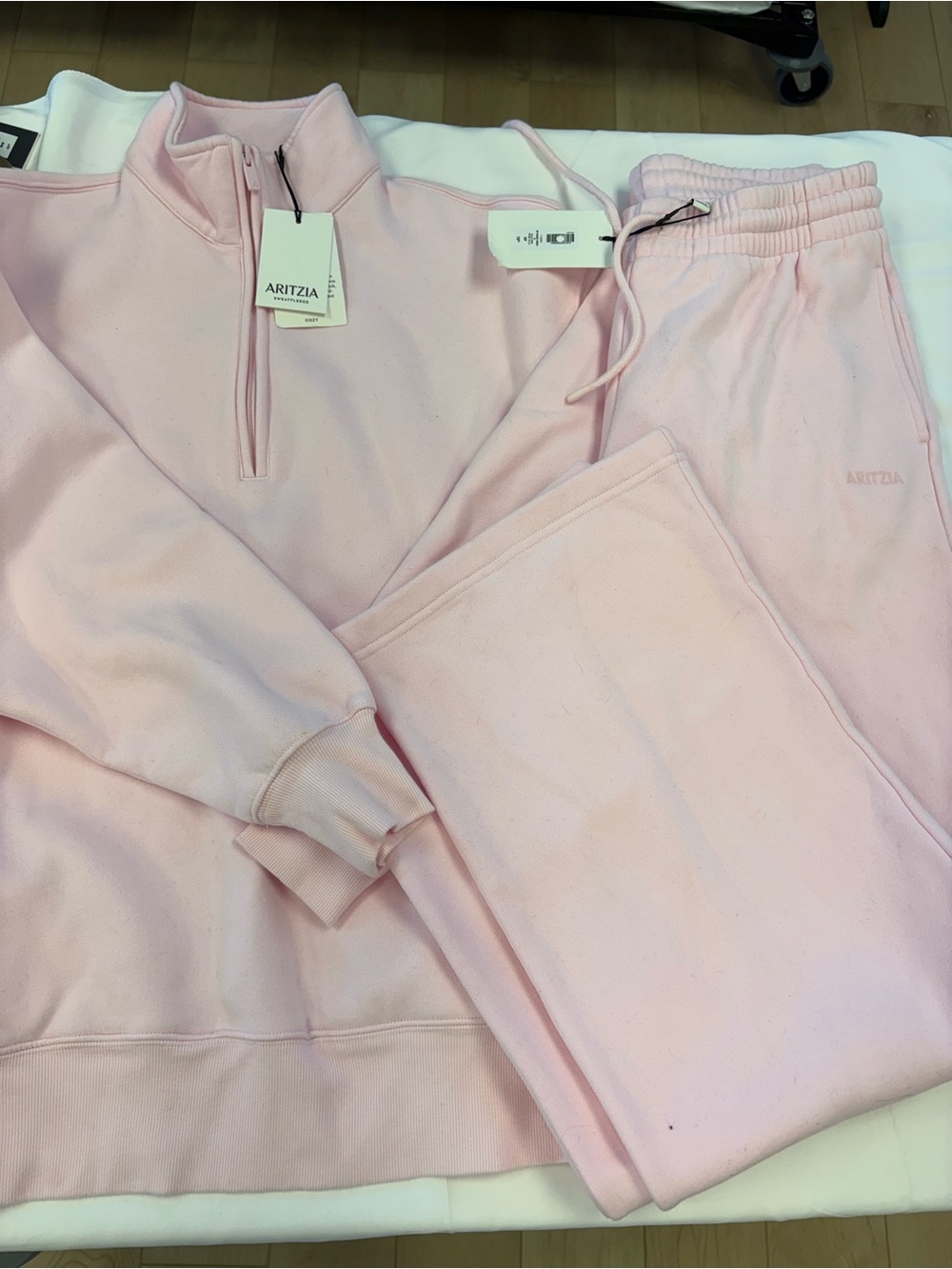 NWT aritzia sweatfleece set